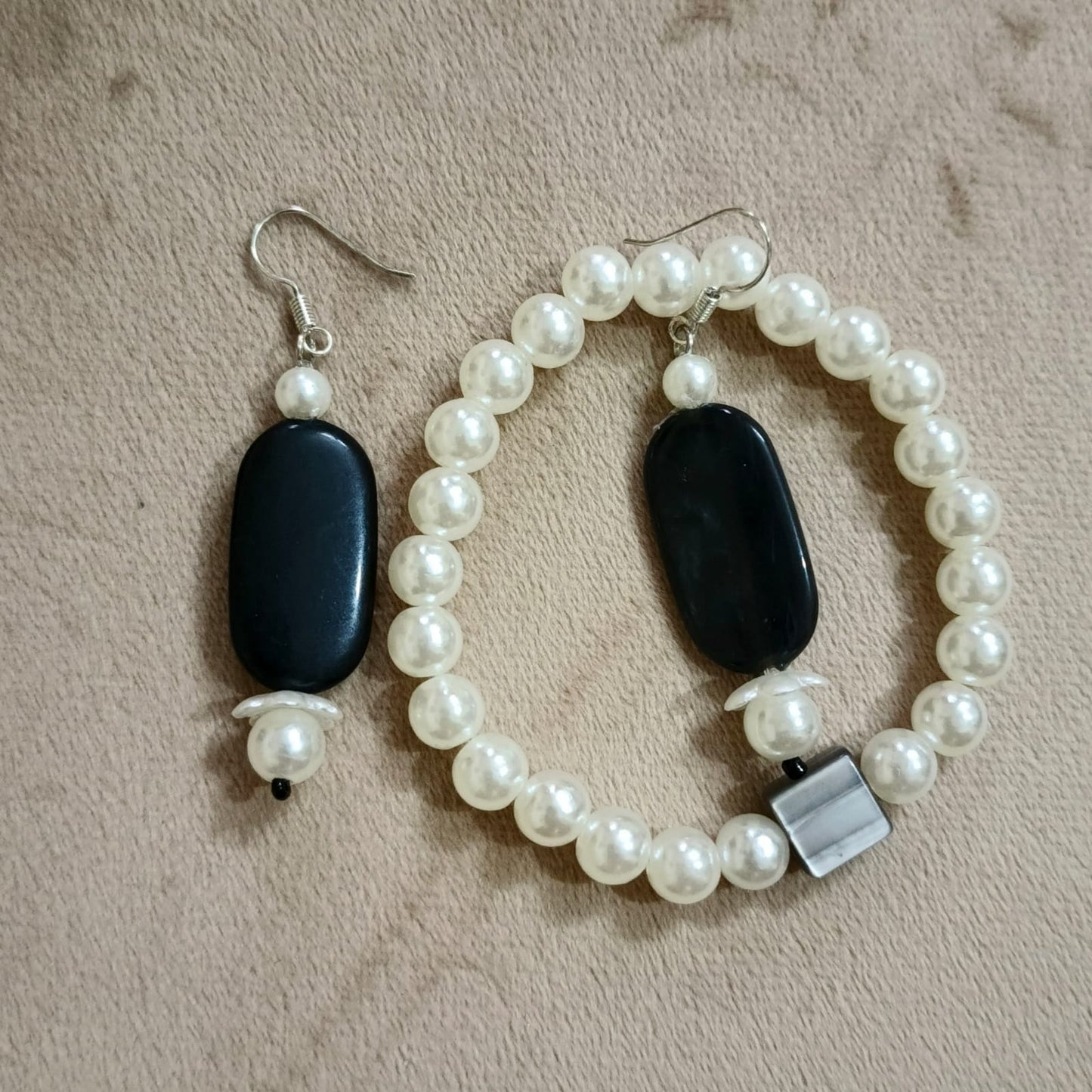 Monochrome Muse Set